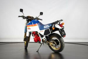 Image 2/50 of Honda DUMMY (1986)