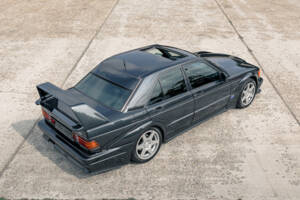 Bild 5/53 von Mercedes-Benz 190 E 2.5-16 (1991)