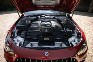 Image 3/45 de Mercedes-Benz AMG E 63 S 4MATIC+ T (2021)