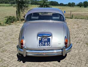 Bild 6/6 von Jaguar Mk II 2.4 (1963)