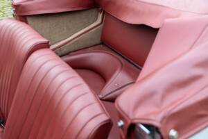 Afbeelding 10/29 van Aston Martin DB 2&#x2F;4 Mk II DHC (1956)