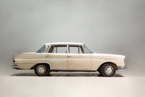 Bild 6/32 von Mercedes-Benz 220 SE b (1965)