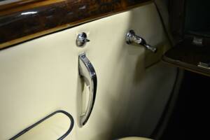 Image 36/50 of Jaguar Mk VIII (1958)