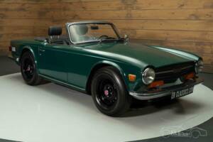 Image 4/19 of Triumph TR 6 (1974)