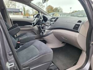 Imagen 4/16 de Mitsubishi Grandis 2.0 DI-D (2010)