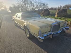 Afbeelding 2/16 van Lincoln Continental Mark IV (1974)