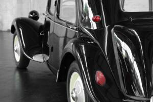 Image 14/50 of Citroën Traction Avant 11 BL (1953)