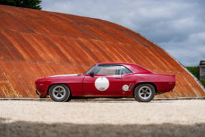 Image 8/37 of Chevrolet Camaro (1969)