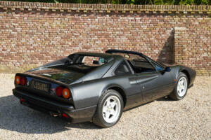Bild 19/50 von Ferrari 328 GTS (1987)