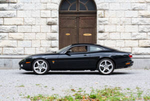 Bild 8/42 von Jaguar XKR (2003)