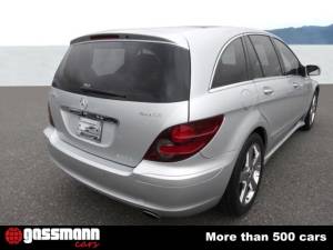 Image 6/15 de Mercedes-Benz R 500 4MATIC (2006)