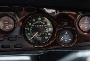 Image 18/32 of Aston Martin V8 Vantage X-Pack (1987)