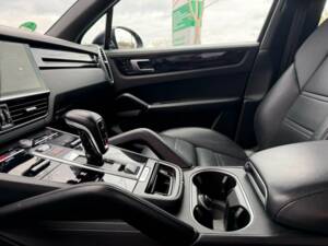 Bild 15/26 von Porsche Cayenne (2019)