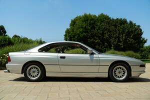 Bild 14/50 von BMW 850i (1990)