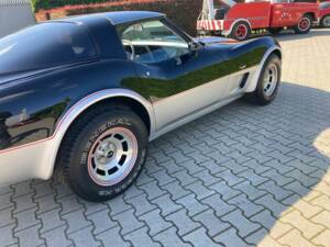 Immagine 2/8 di Chevrolet Corvette Sting Ray (1978)