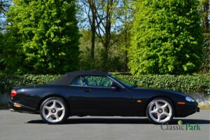 Afbeelding 22/50 van Jaguar XKR (2000)