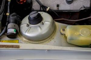 Image 37/50 of BMW 320i (1981)