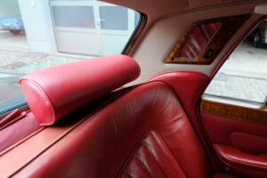 Image 45/48 of Bentley T 1 (1967)