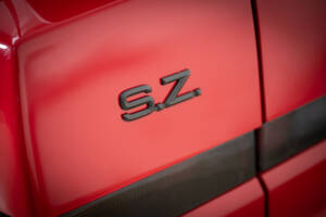 Image 24/33 of Alfa Romeo SZ (1990)