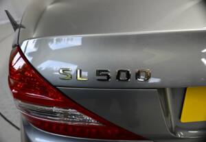 Imagen 34/50 de Mercedes-Benz SL 500 (2008)