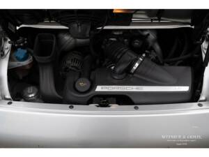 Bild 32/33 von Porsche 911 Carrera 4S (2007)