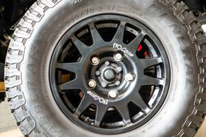 Image 9/24 of Land Rover Defender 110 (2013)