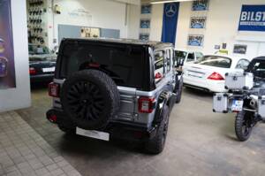 Image 11/29 de Jeep Wrangler 2.0T Sahara (2020)