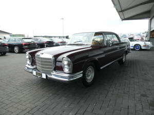 Imagen 3/25 de Mercedes-Benz 280 SE 3,5 (1971)