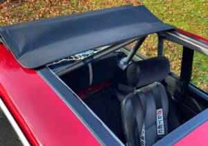 Afbeelding 16/23 van MG MGB GT (1972)