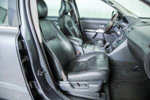 Image 18/43 of Volvo XC90 2.5T (2005)
