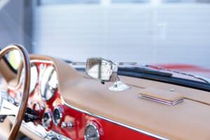 Image 45/49 of Mercedes-Benz 300 SL "Gullwing" (1955)