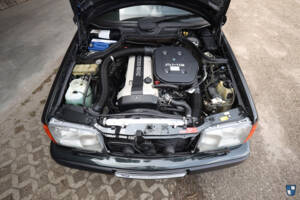 Image 17/98 of Mercedes-Benz 300 E-24 (1992)