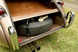 Image 26/50 de Jaguar XK 120 OTS (1950)