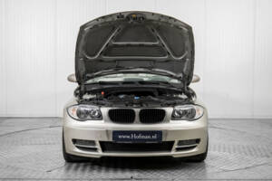 Image 45/50 of BMW 125i (2008)