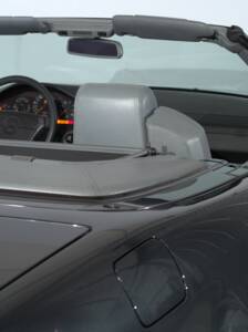 Image 32/56 de Mercedes-Benz 500 SL (1993)