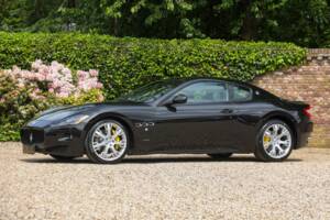 Image 20/50 of Maserati GranTurismo S (2008)