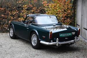 Image 3/29 of Triumph TR 5 PI (1968)