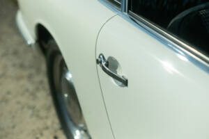 Image 48/97 de Porsche 911 2.0 (1964)