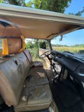 Image 10/20 of Volkswagen T2b Kombi (1974)
