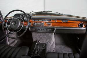 Afbeelding 21/36 van Mercedes-Benz 300 SEL 6.3 (1970)