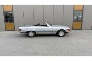 Image 10/18 de Mercedes-Benz 380 SL (1982)