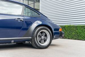 Bild 12/48 von Porsche 911 Carrera 3.2 (1984)