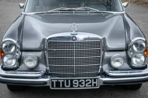 Image 10/36 of Mercedes-Benz 300 SEL 6.3 (1970)