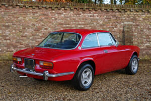Image 45/50 of Alfa Romeo 2000 GTV (1972)