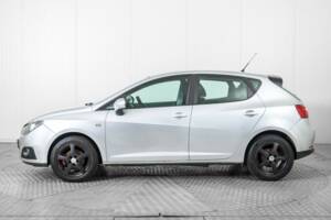 Immagine 8/44 di SEAT Ibiza 1.2 TDI (2012)