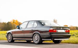 Bild 10/45 von BMW M5 (1992)