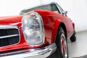 Image 27/35 of Mercedes-Benz 280 SL (1970)