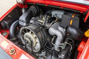 Bild 10/50 von Porsche 911 Carrera 3.2 (1988)