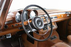 Bild 28/39 von Mercedes-Benz 600 (1967)