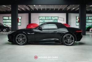 Bild 10/25 von Jaguar F-Type S (2017)